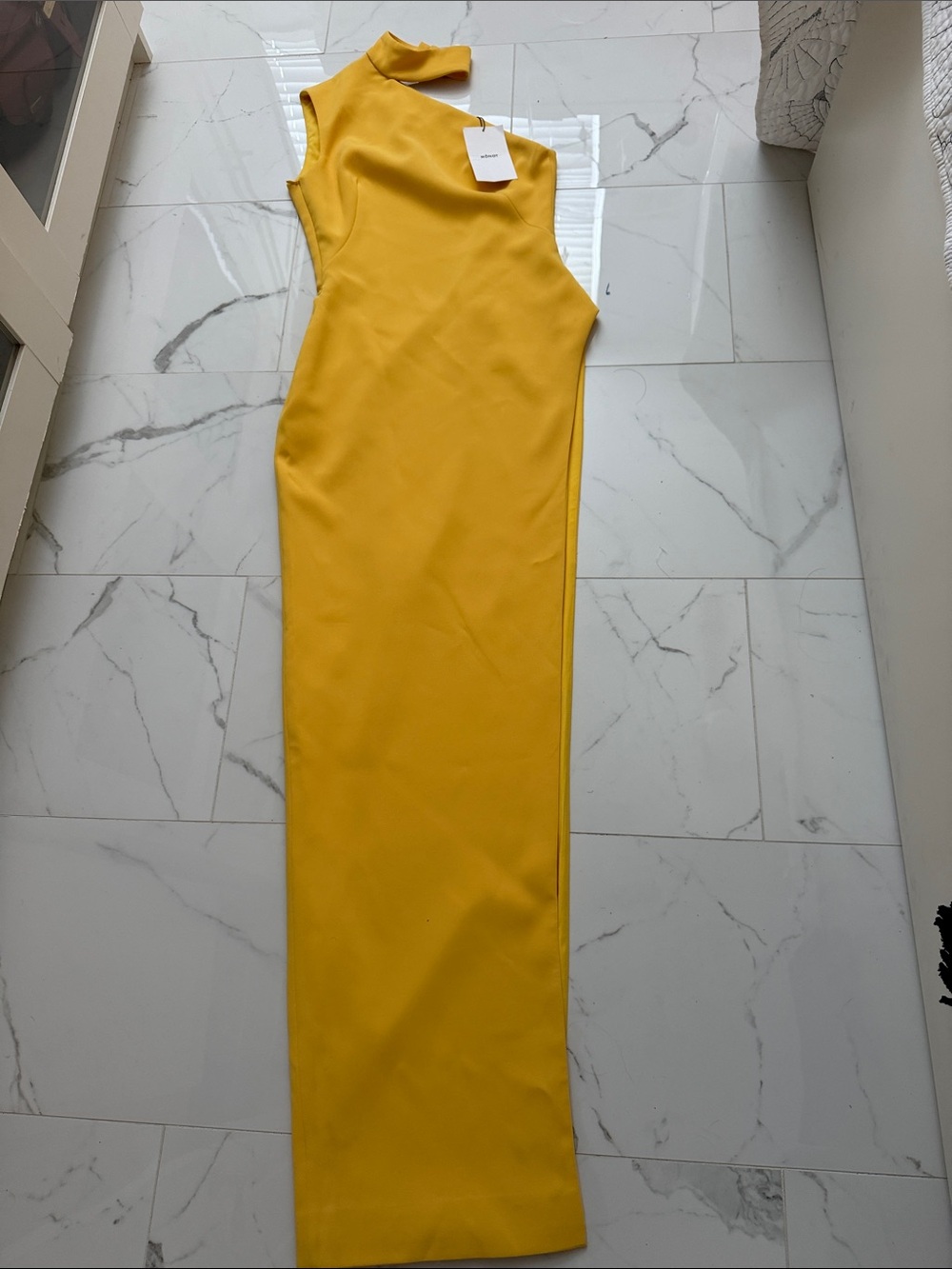 Mônot Asymmetric Crêpe Maxi Dress in yellow is a floor-length, gown 
NWT
SZ : 4